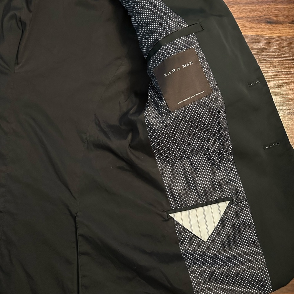Zara Man Essential Blazer, Size: 36R - Picture 13 of 14